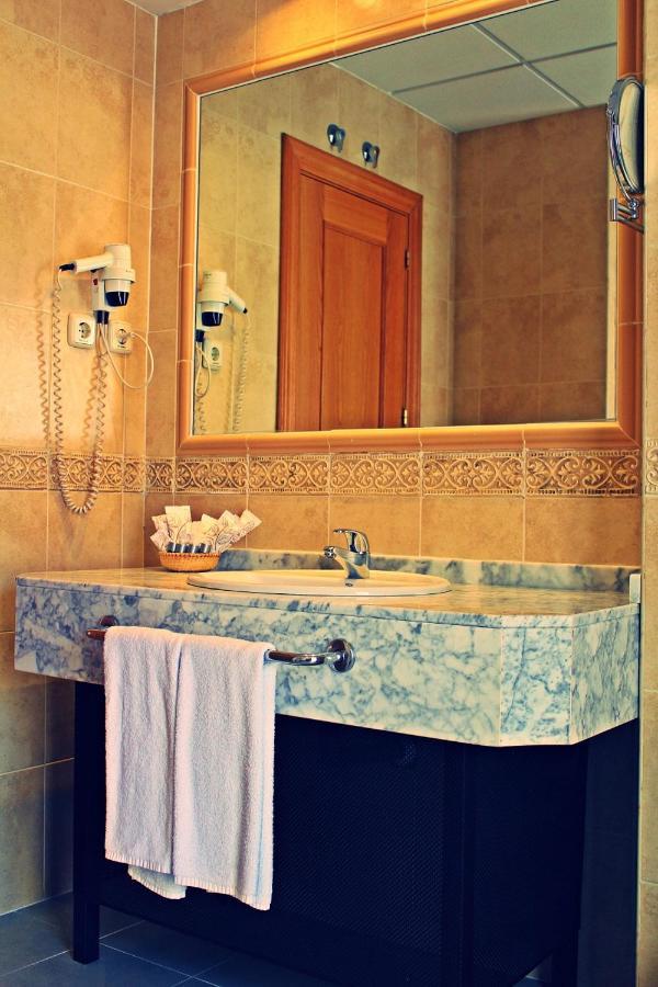 Hotel Equo Aranjuez Exterior photo
